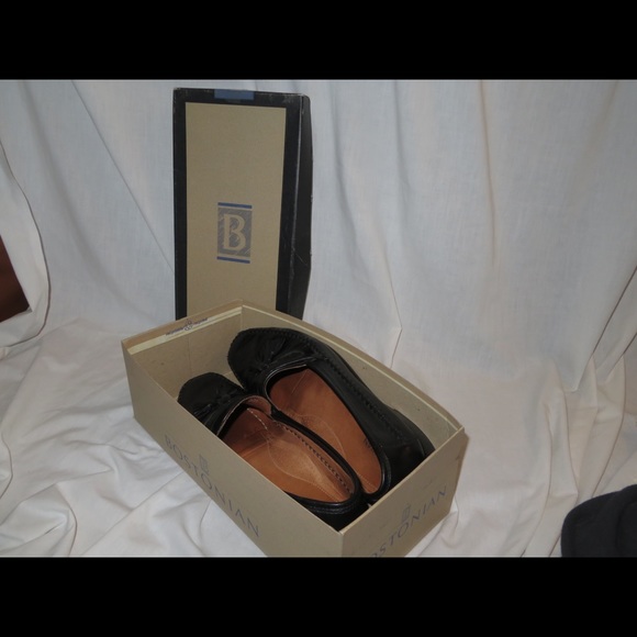 Bostonian Leather Loafers main image 7